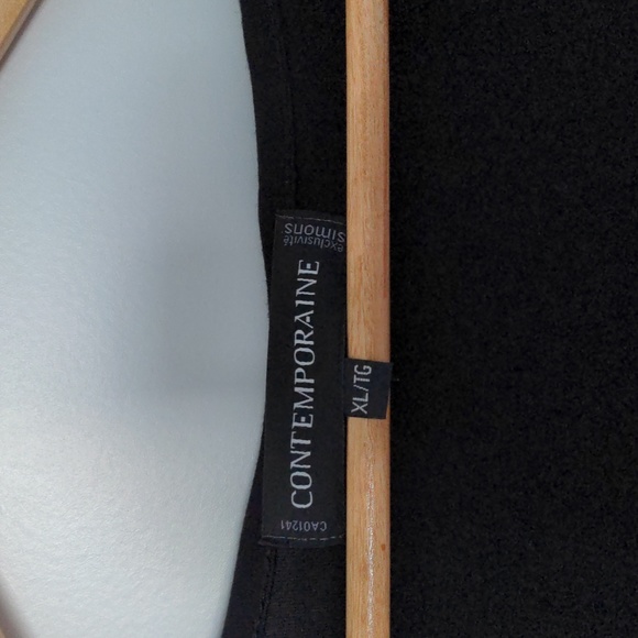 Ladies Trendy Studded Look Black Peekaboo Sleeve Top Size XL - Picture 6 of 8